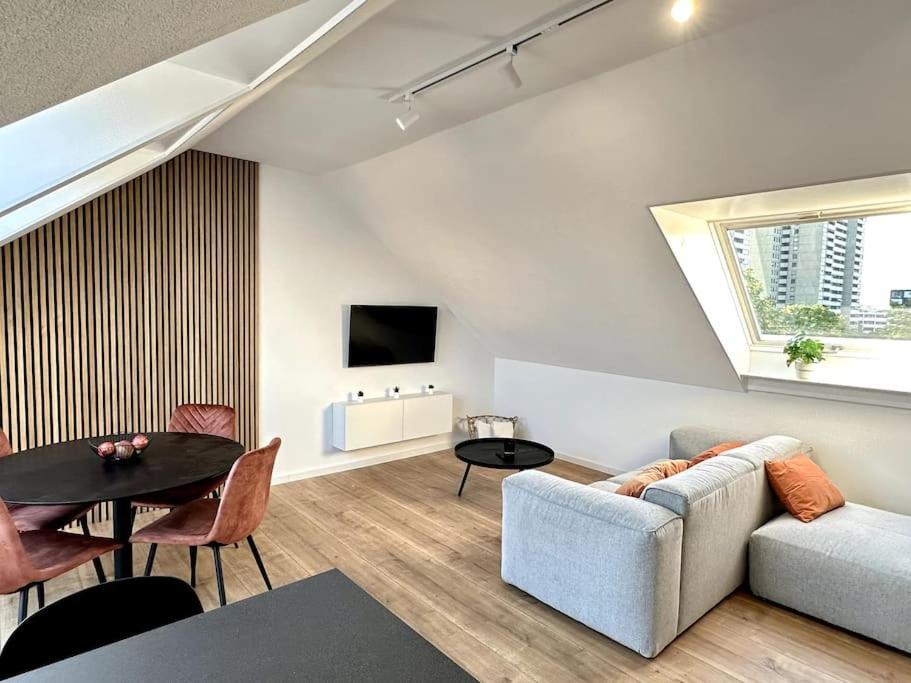 Stylisches Apartment In Zentraler Lage - Mit Klima Карлсруе Екстериор снимка